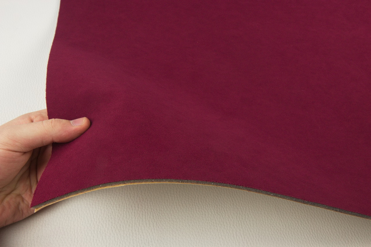 Автовелюр самоклейка Venus, колір марун (темно-бордовий), на поролоні товщ. 4мм, лист, Туреччина анонс фото