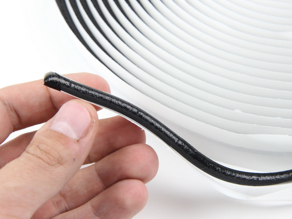 Автомобильный герметик для фар черный СТК Butyl Cord, герметизируюlщий ...